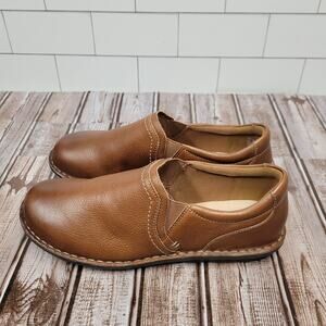 Clarks Collection Janice Barrie Womens Leather Slip On Shoes Size 10